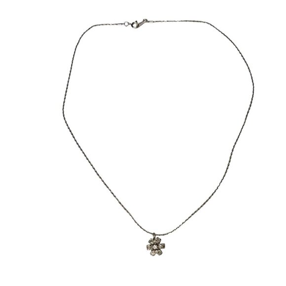 Retro Avon 3D‎ Clear Rhinestone Flower Pendant Necklace Silver Tone Dainty 18" - Picture 2 of 11